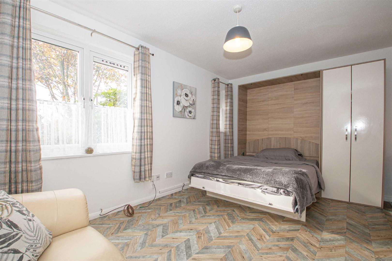 Pomander Crescent, Walnut Tree, Milton Keynes
